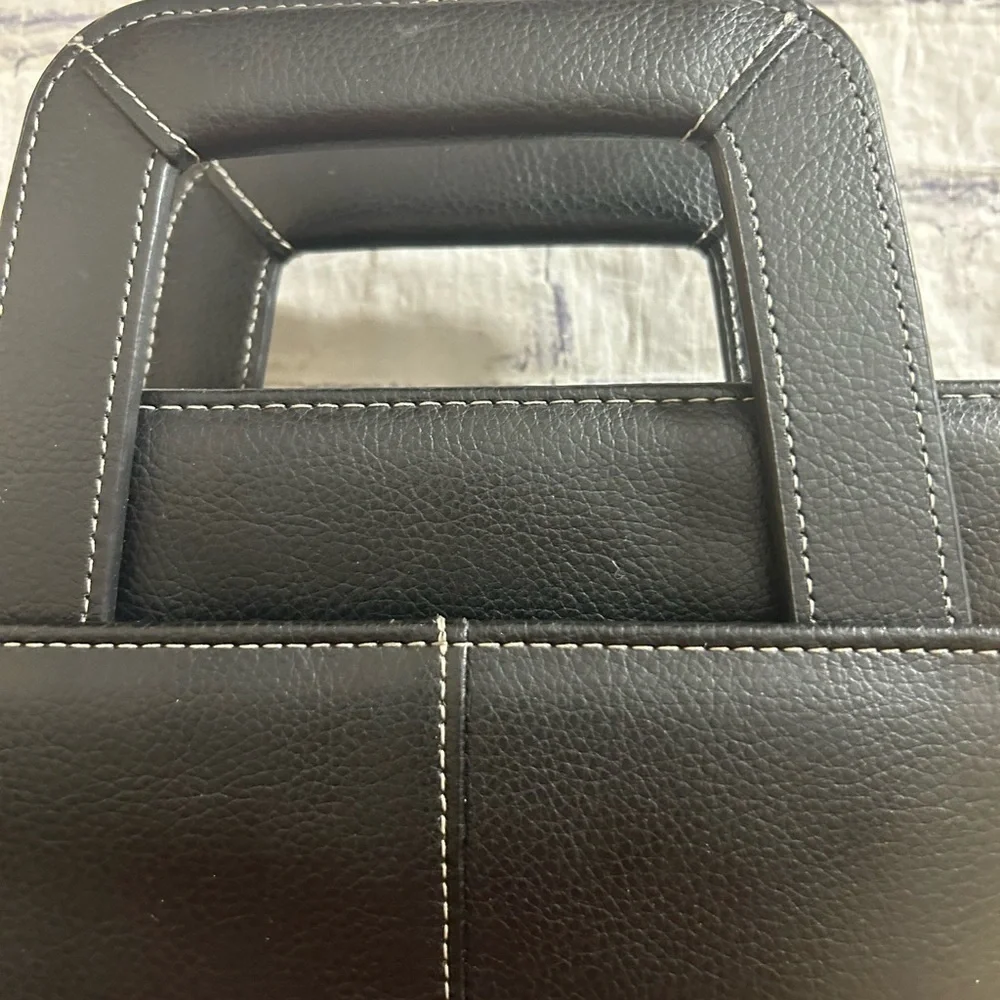 SAMSONITE LEATHER BLACK BRIEFCASE BAG POLYETHYLENE FOAM LINING REMOVEABLE STRAPS